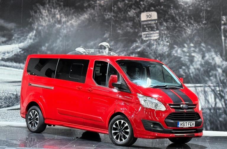 2017 Ford Tourneo Custom 2.0 290 EcoBlue Sport L2 Euro 6 (s/s) 5dr MPV Diesel Manual