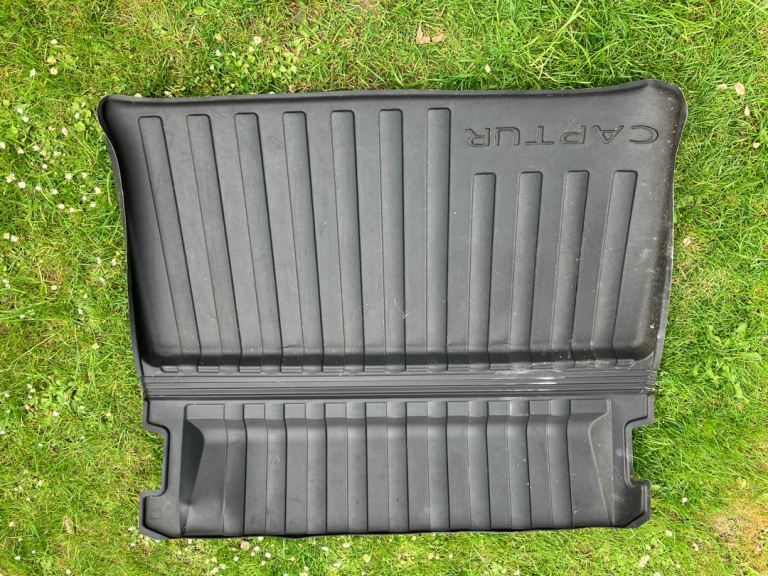 Renault Captur boot liner