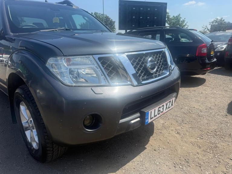 2013 (63) NISSAN NAVARA TEKNA DCI | Diesel | MOT 06/27 | FULL SERVICE HISTORY