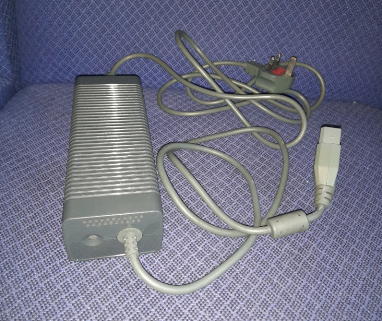 Xbox 360 Genuine Power Supply Brick 