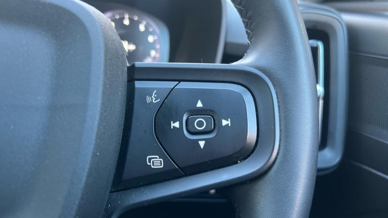 2022 Volvo XC40 1.5 T2 Start SUV 5dr Petrol Manual Euro 6 (s/s) (129 ps) SUV Petrol Manual