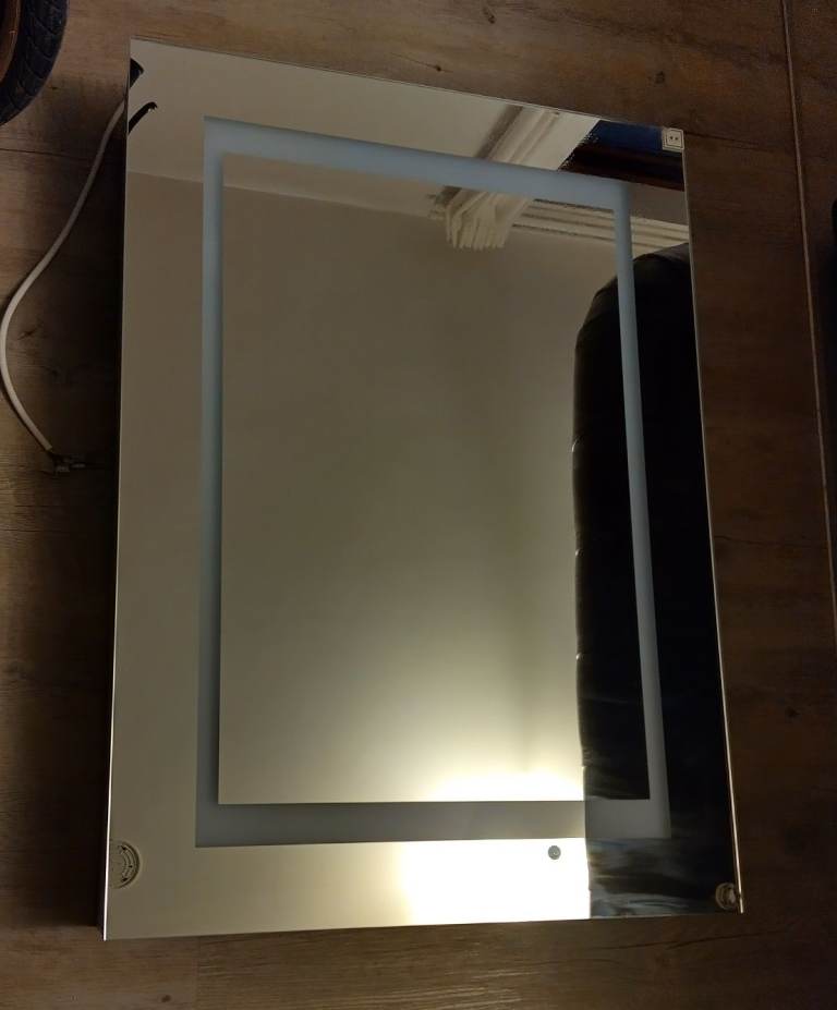 LED Bathroom mirror cabinet unit 700x500
