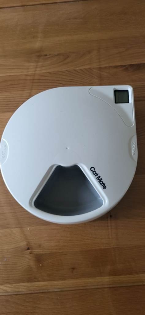 Catmate C500 automatic cat feeder