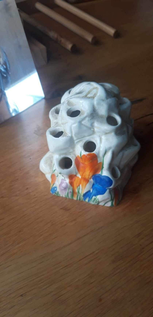 A Clarice Cliff flower holder