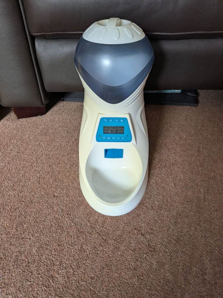 Automatic Pet Feeder with Timer and Portion Control