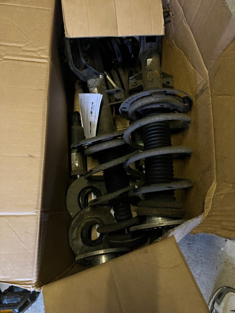 VW Transport T32 T6.1 Genuine VW Suspension 