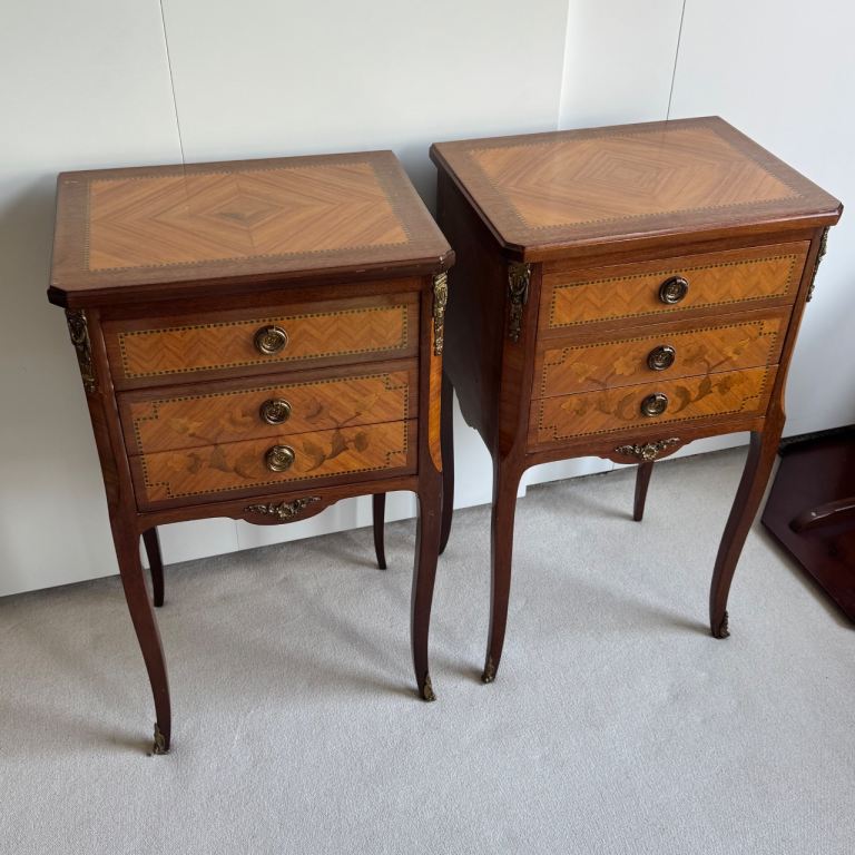 Pair Of French Kingwood Inlaid Bedside Tables Chests