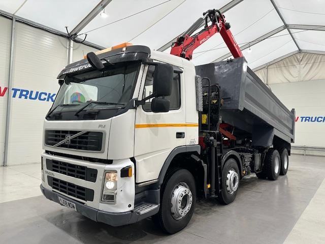 Volvo FM 360 8x4 Steel Tipper Grab Manual