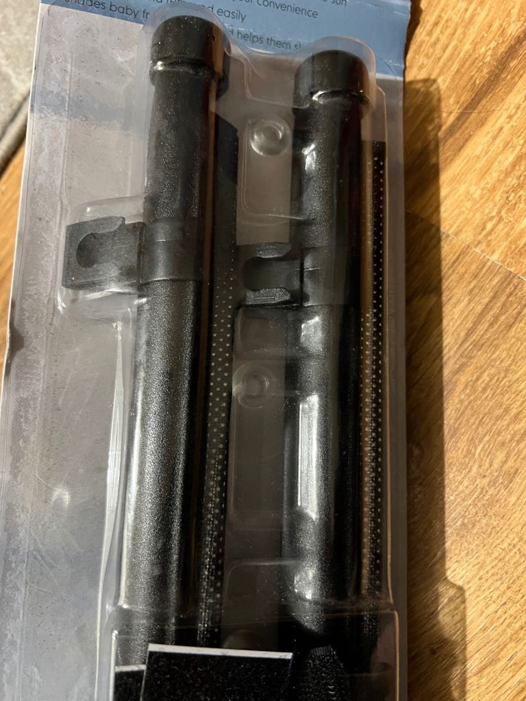 2 x Retractable Car Sunblinds Brand NEW