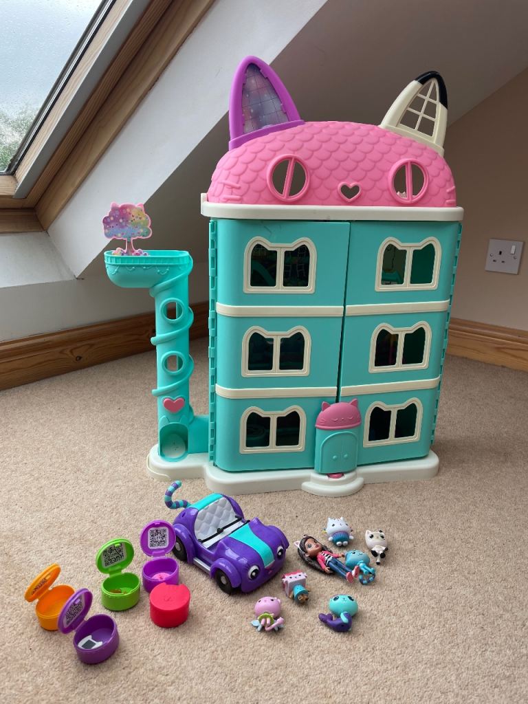 Gabby’s Doll House, Furniture, Character Figures + Car
