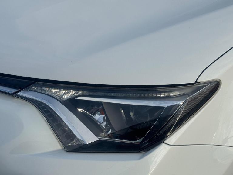 2017 Toyota RAV4 2.0 D-4D Business Edition TSS 5dr 2WD ESTATE DIESEL Manual