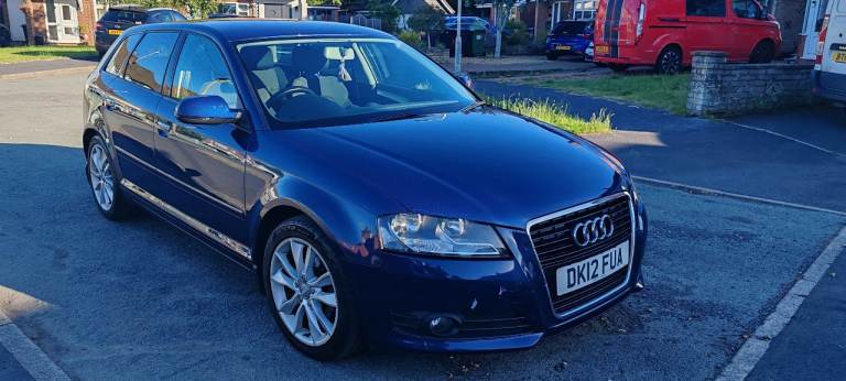 Audi, A3, Hatchback, 2012, Manual, 1598 (cc), 5 doors