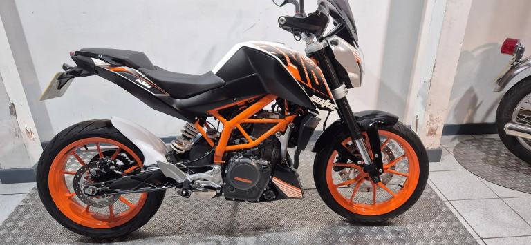 KTM 390 DUKE