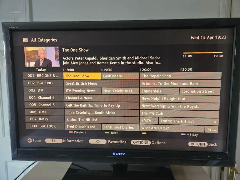Sony KDL-40z5800 40-inch LCD TV – Like New Condition