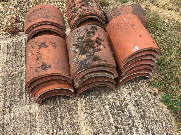 Ridge roof tiles