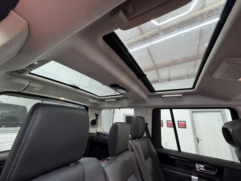 2016 Land Rover Discovery 3.0 SDV6 Landmark 5dr Auto ESTATE DIESEL Automatic