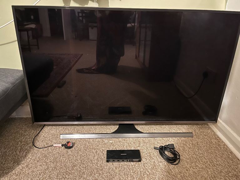 55” samsung smart tv (needs new power board)