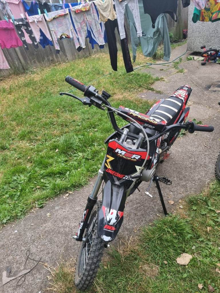 M2r racing pitbike 110cc semi auto 
