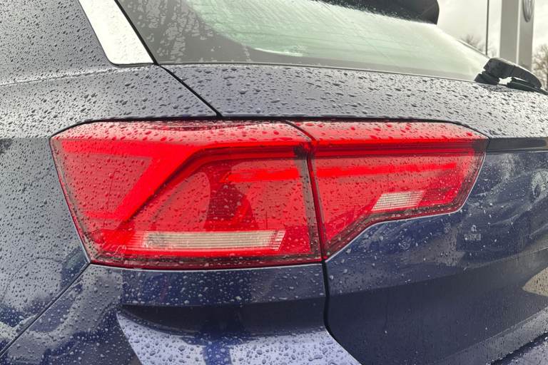 2019 Volkswagen T-Roc 1.6 TDI SE 5dr SUV Manual