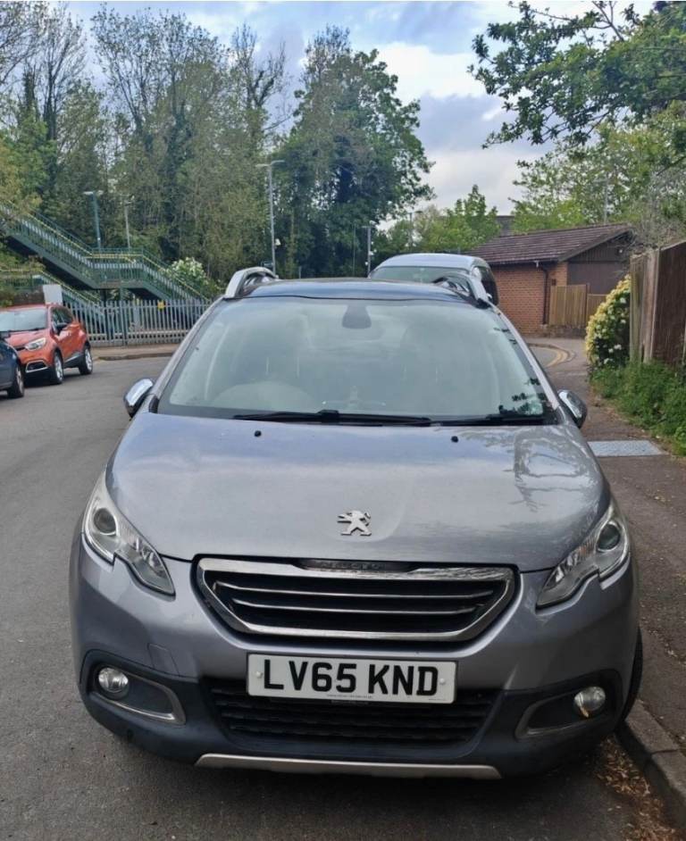 2015 15 reg peugeot 2008 1.2 feline top spec manual pan roof heated leather seats 2 keys hpi clear