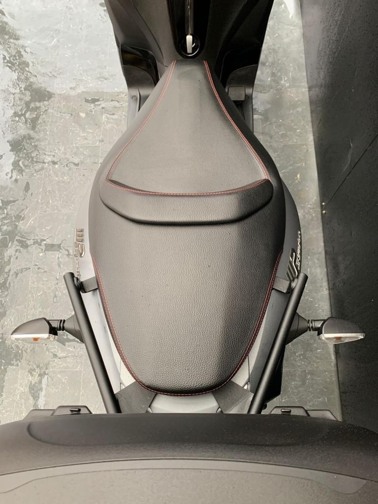 PIAGGIO MP3 300 YOURBAN LT LOW MILEAGE HPI CLEAR 