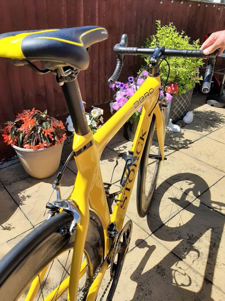 Storck Aero Road bike, custom sprayed with ZIPP 800 rims, see full description.