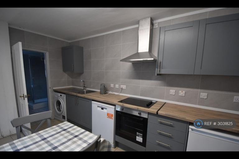 4 bedroom house in Ayresome St, Middlesbrough, TS1 (4 bed) (#3031825)