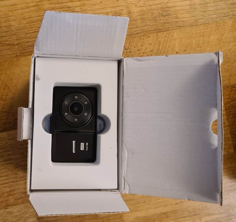 DC200 1296P FHD Dash Cam and rear Camera
