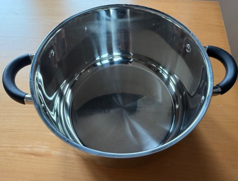 24cm Stainless Steel Cooking Pot