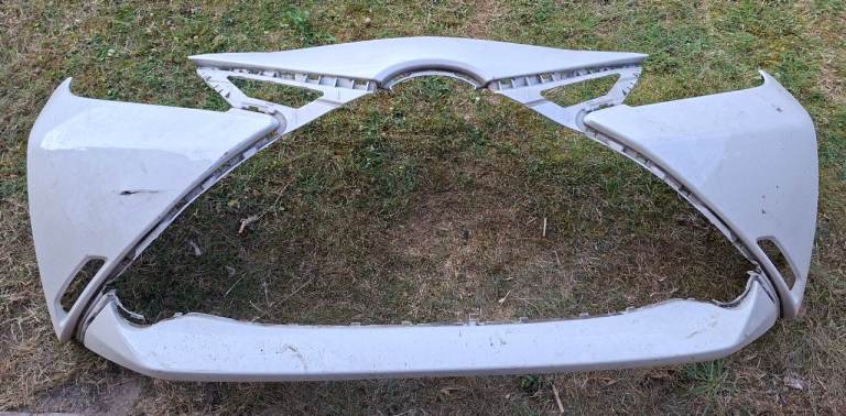 TOYOTA AYGO FRONT BUMPER