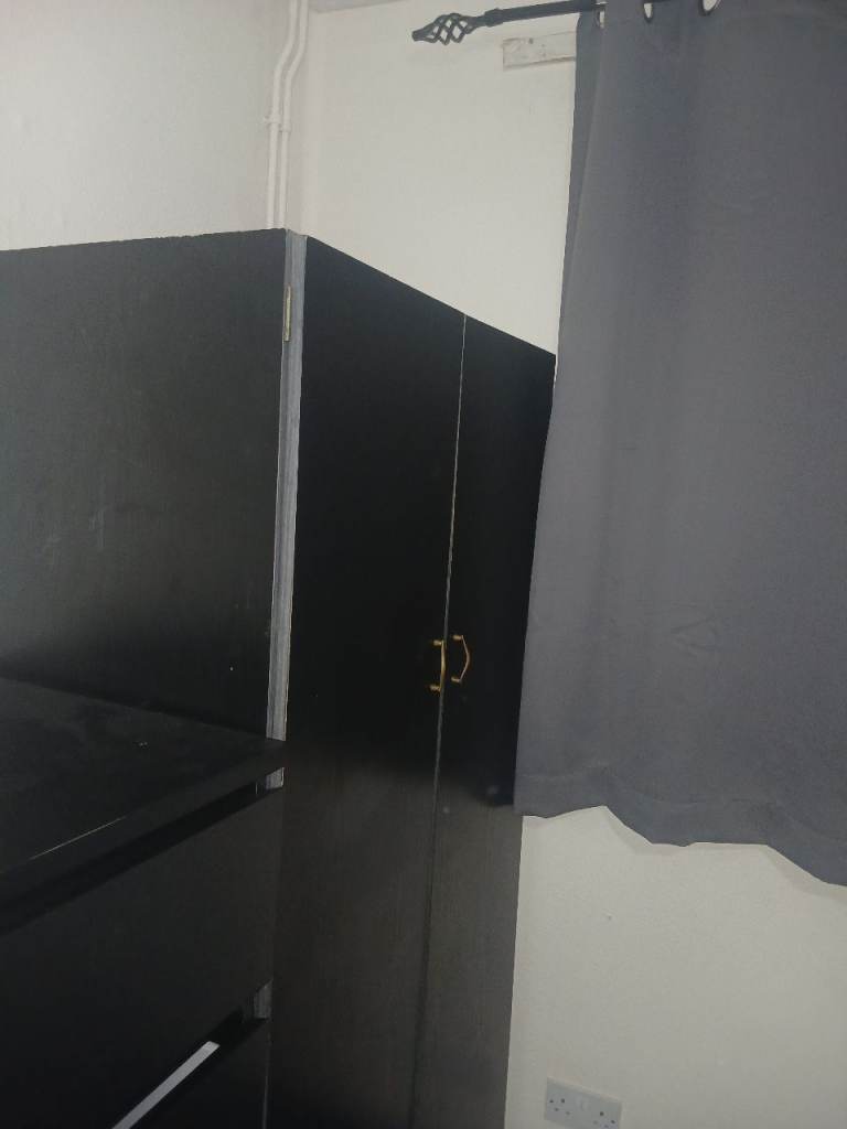 Sunny sacious room for 1 E2