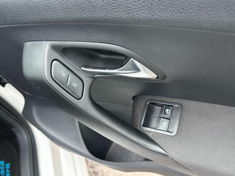 2011 Volkswagen Polo 1.2 60 S 3dr HATCHBACK Petrol Manual