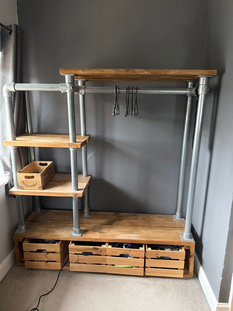 Industrial Style Scaffold Clothes Rail with Shelves
