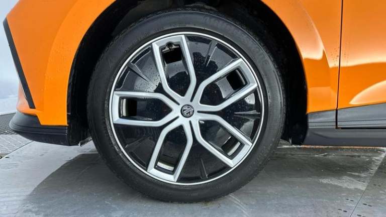 2023 MG MG4 64kWh Trophy Long Range Hatchback 5dr Electric Auto (203 ps) Automatic Hatchback Elec...