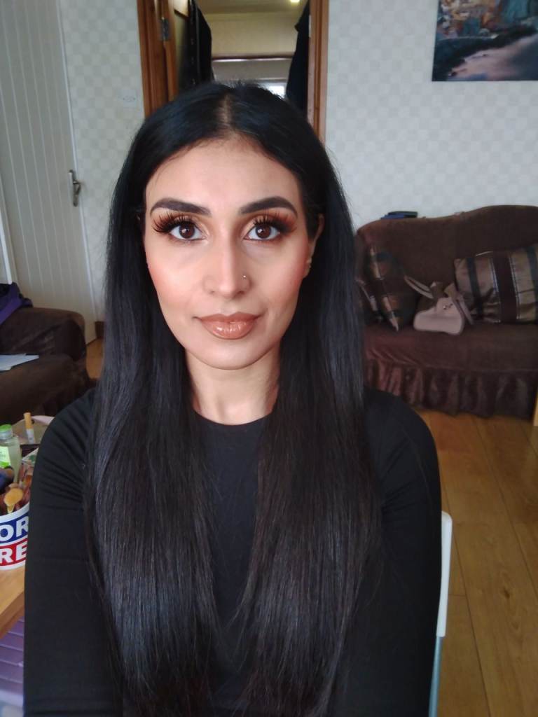 Professional Makeup Artist – Soft Glam & Full Glam (Specialising in Desi Skin Tones)