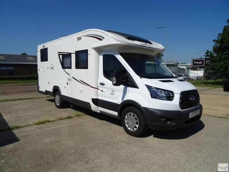 Roller Team Zefiro 685 5 Berth 5 Belts 2019 