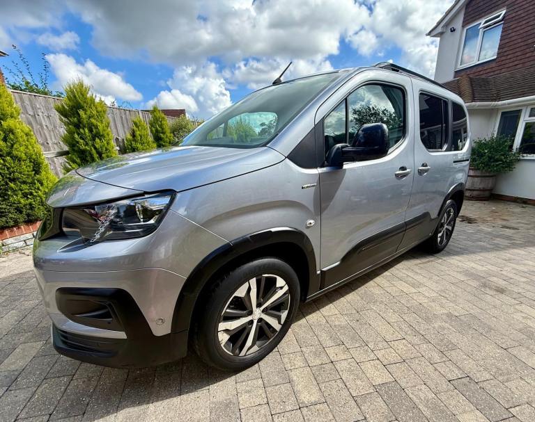 Peugeot, RIFTER, MPV, 2018, Manual, 1499 (cc), 5 doors