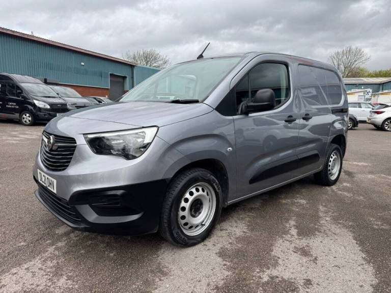 2021 Vauxhall Combo 2300 1.5 Turbo D 100ps H1 Dynamic Van PANEL VAN DIESEL Manual