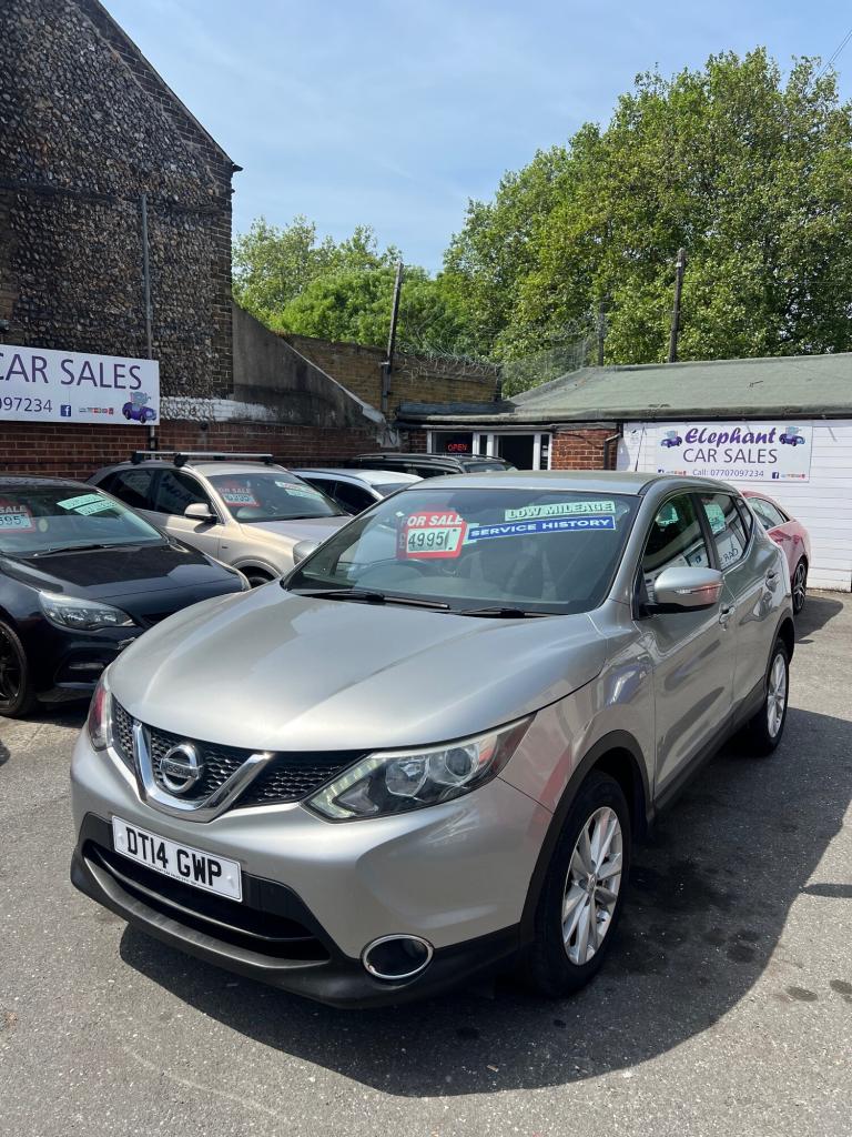 2014 Nissan Qashqai 1.2 DiG-T Acenta 5dr HATCHBACK Petrol Manual
