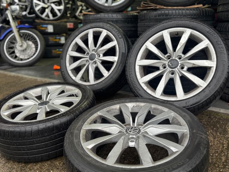 17” inch genuine Vw Dijon’s alloys wheels golf r line gtd gti 5x112 caddy touran