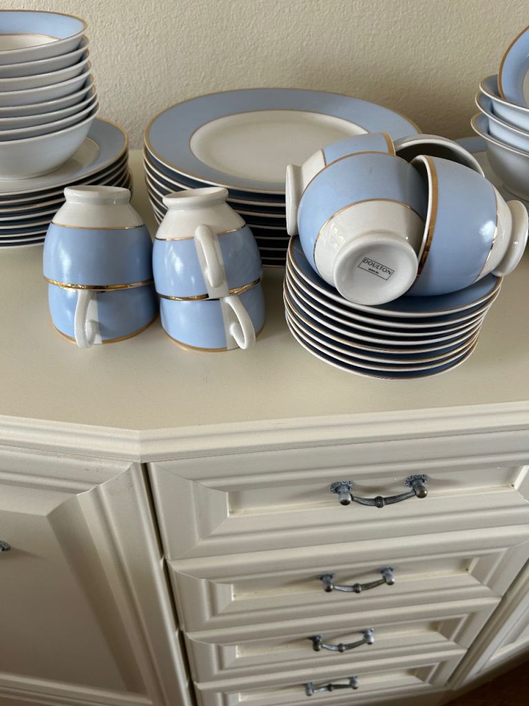 Doulton dinner service -  Blue