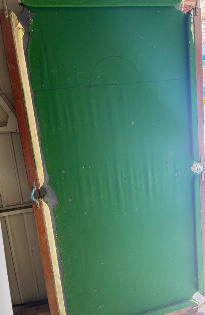 6ft Snooker Table – Needs Refurbishment