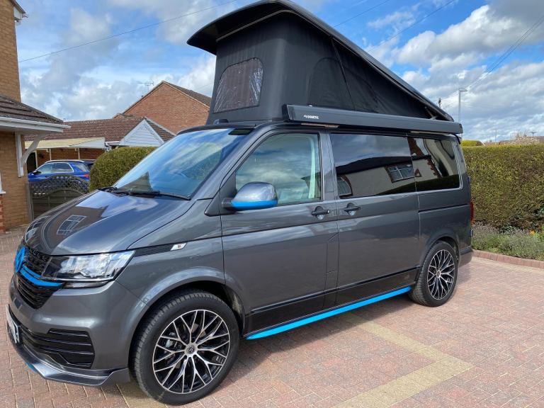VOLKSWAGEN T6.1 T28 WOODSTOCK CAMPERVAN - 2022 - 4 BELT - POP TOP - LOW MILEAGE