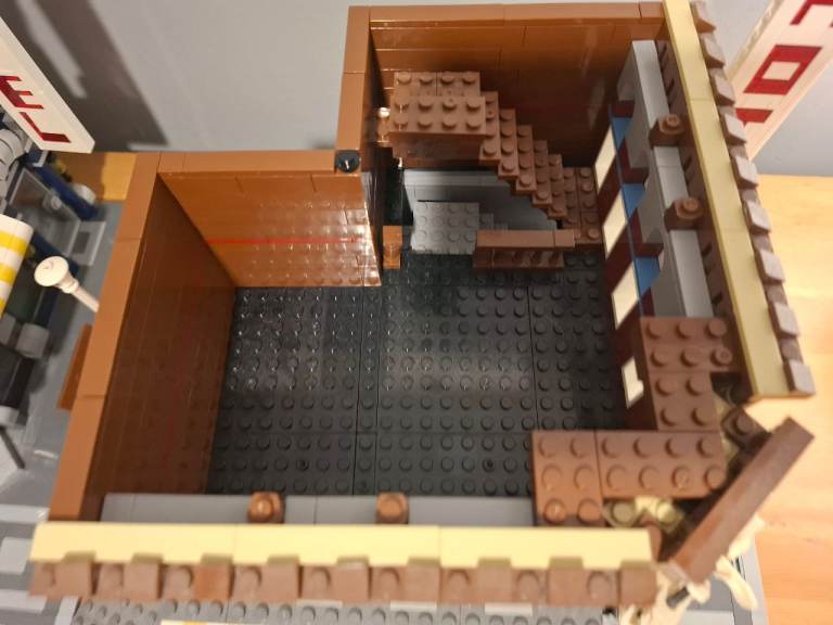 NOT Lego Cafe Corner but Leppin!