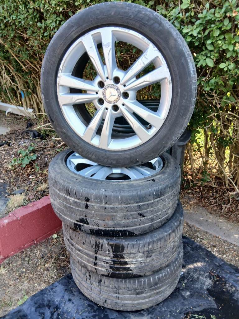 Mercedes E-Class Alloys 17"set off 4 