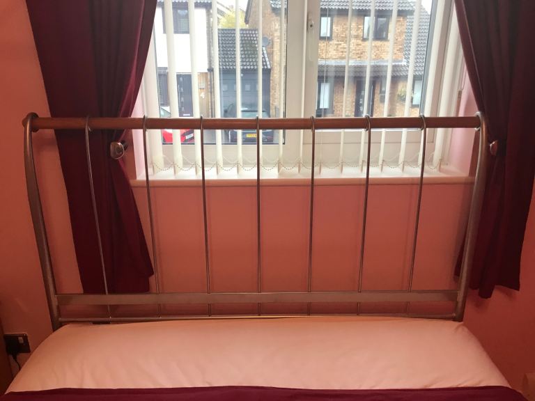 image for  Double bed sizeMetal/Wood headboard 