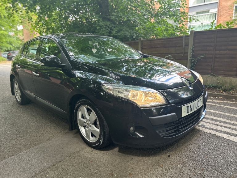 Renault, MEGANE, Hatchback, 2011, Manual, 1870 (cc), 5 doors