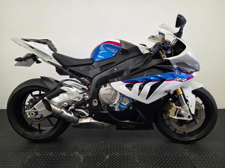 BMW S1000RR ** RIDER MODES - QUICKSHIFTER - OHLINS SUSPENSION **