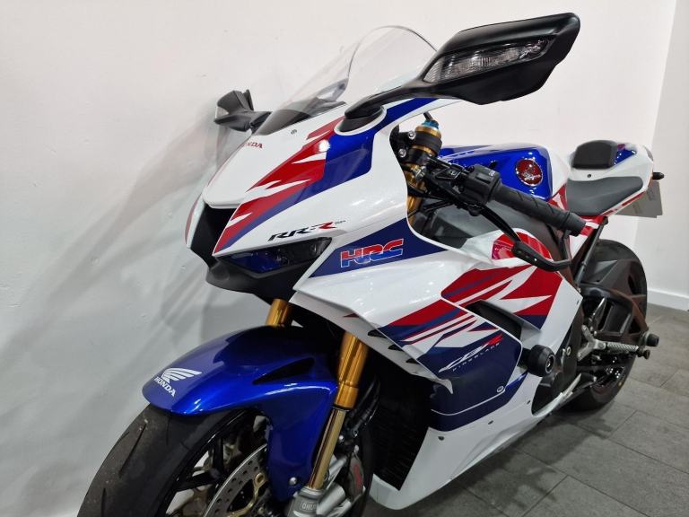 2024 Honda Fireblade CBR1000RRR SP, 30th Anniversary Edition, Warranty 06/26