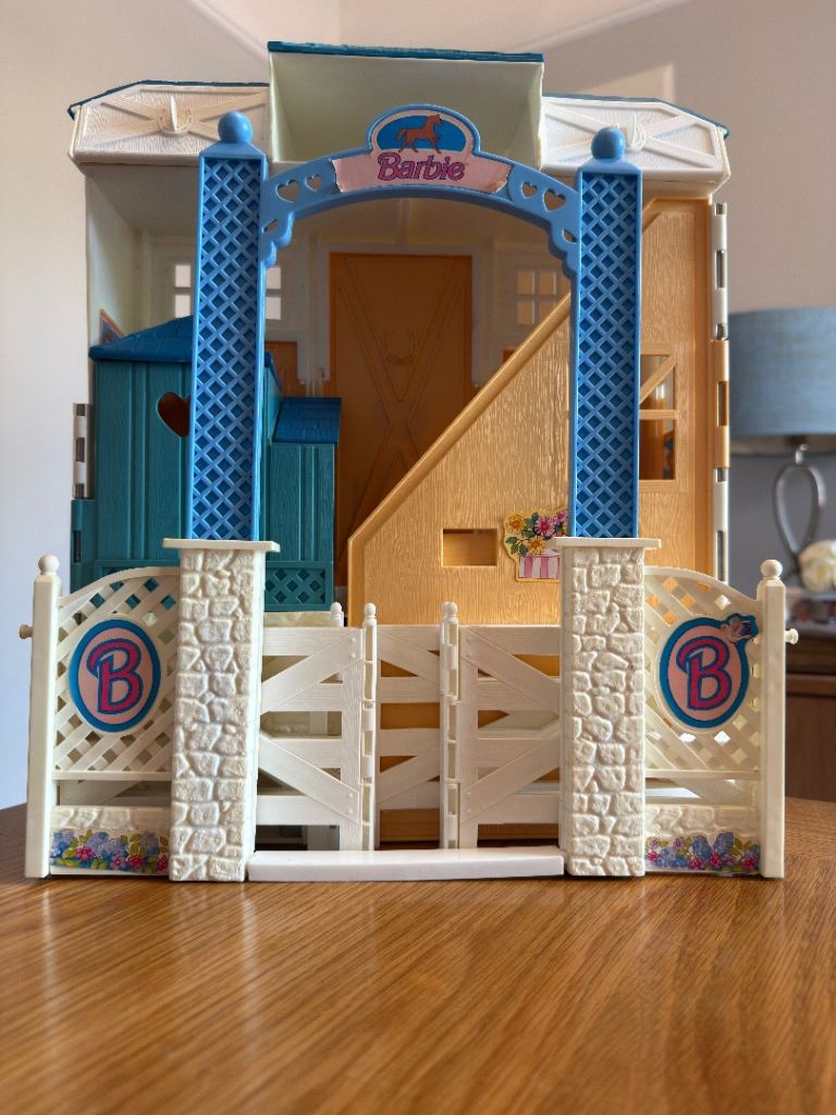 Barbie Stable